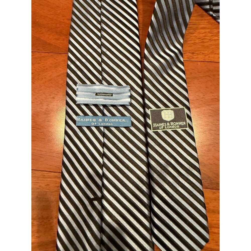 Haines &‎ Bonner Silk Tie Light Blue & Navy Slant Stripe |  3.25W 57L